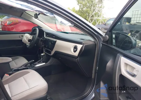 2017 Toyota Corolla Le z USA, uszkodzony, nr VIN 2T1BURHE7HC941514